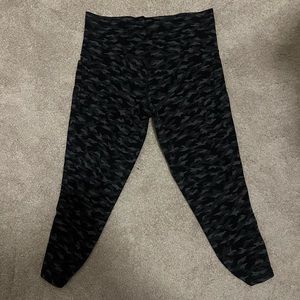 Camo black leggings